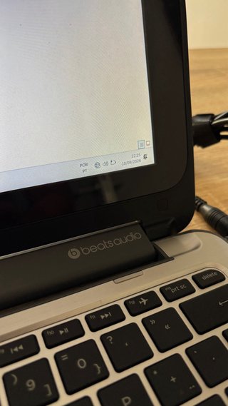 HP Pavilion 11 x360 PC