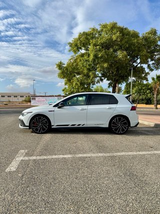 Volkswagen Golf GTI Clubsport 2.0 TSI 300 CV DSG