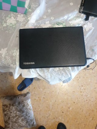 Portátil Toshiba Intel Core i3 4GB RAM