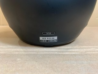 Casco Integral Moto HJC V10 Negro Talla L DEFECTO