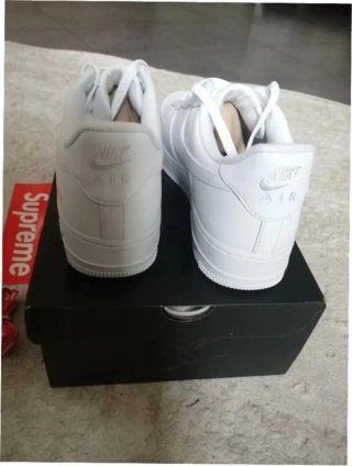 Nike Air Force 1 Low Supreme Blanco Talla 37.5