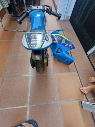 Minimoto Polini hp 4.2 refrigerada por aire .