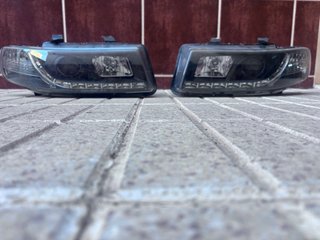Faros delanteros LED negros
