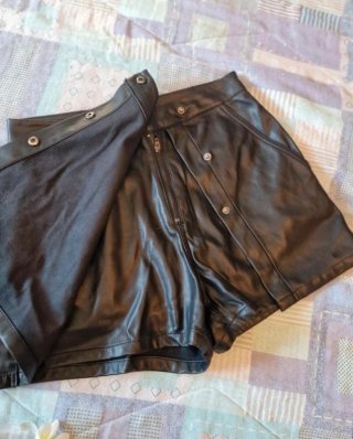 Skort Zara similpelle S