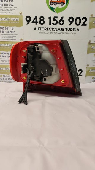 Piloto trasero derecho Audi A4 B5 1998