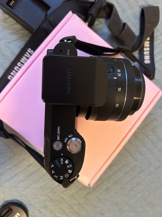 Samsung NX1000 + objetivo 20-50mm