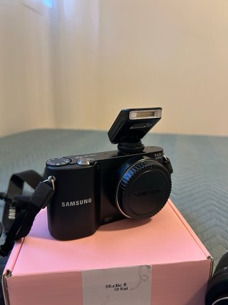Samsung NX1000 + objetivo 20-50mm