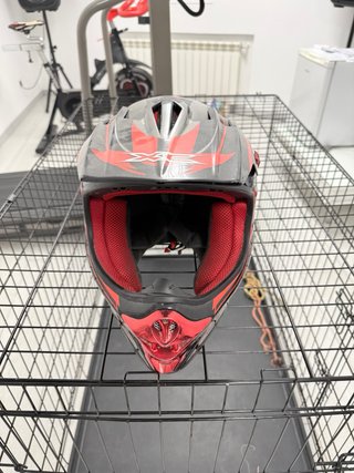 Casco XC Cross Negro y Rojo