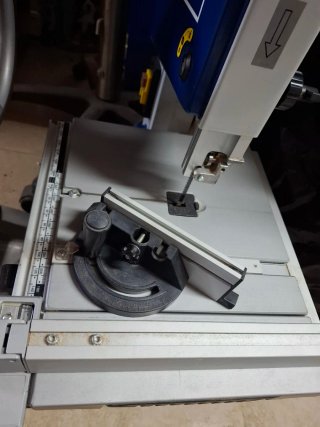 Sierra de cinta Scheppach HBS30
