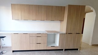 Cocina modular con encimera de mármol
