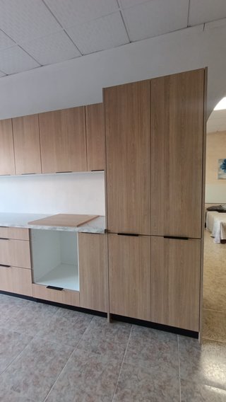 Cocina modular con encimera de mármol