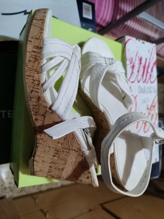 Sandalias cuña blancas Graceland