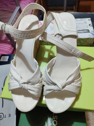 Sandalias cuña blancas Graceland