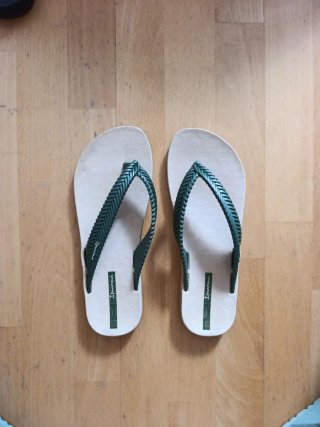 Chanclas Ipanema Beige y Verde