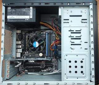 PC Sobremesa  caja CoolBox Negro