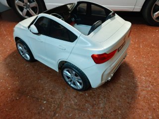Coche eléctrico infantil BMW X6