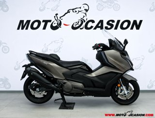 KYMCO AK 550 PREMIUM ¿A2?