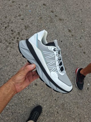 Scarpe Piquadro uomo grigie e bianche