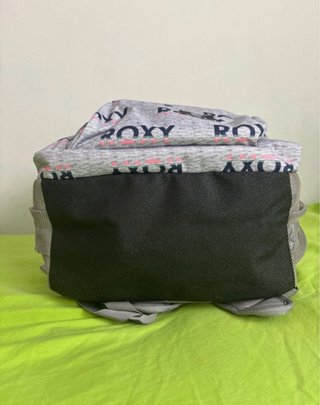 Mochila Roxy gris nueva con etiquetas