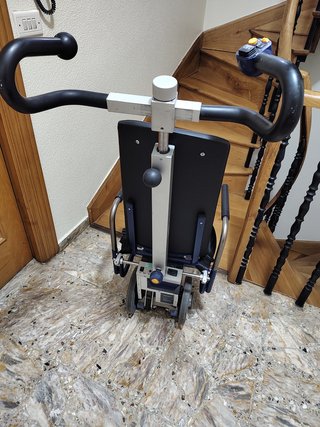 SILLA SALVAESCALERAS ELECTRICA