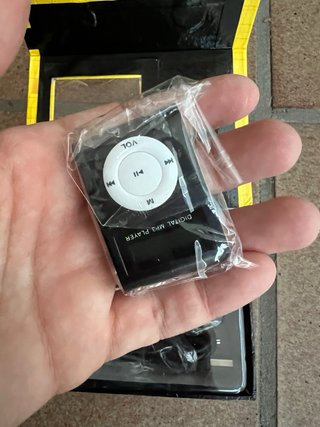 Reproductor MP3/MP4 MG Itex 1GB Radio FM Nuevo