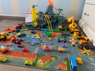 Alfombra niños, parking, vehículos de juguete 35€