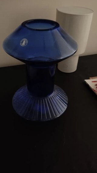 ÚLTIMO Jarrón de cristal azul