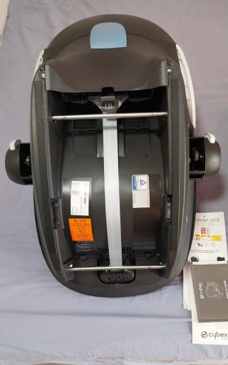 Silla Bebé Cybex Atom + Base M