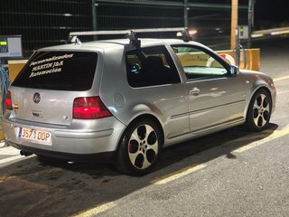 Volkswagen Golf 2000