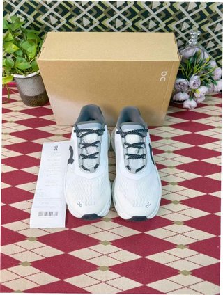 Zapatillas On Cloudmonster Blancas EU39