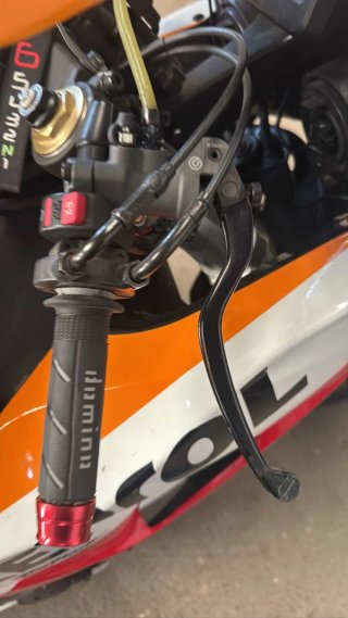 Honda CBR 1000RR Fireblade 2007