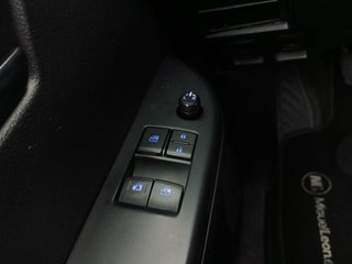 Toyota Hilux 2.5 D-4D Cabina Doble GX Aire acond.
