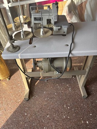 Máquina de coser Overlock