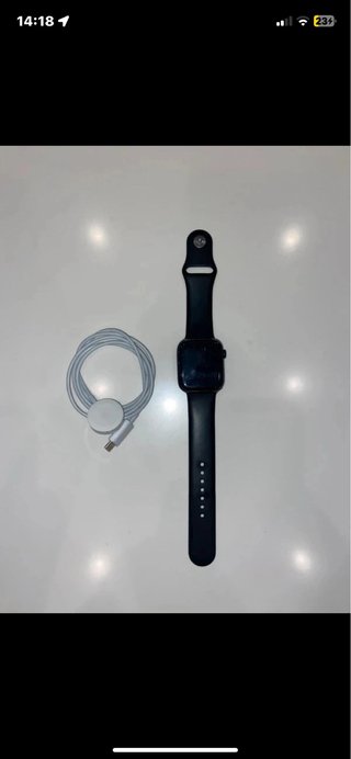Apple Watch Series 7 Negro + Cargador