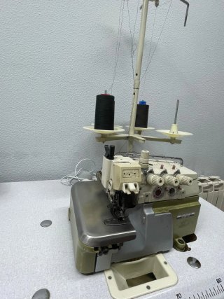 Overlock Industrial Profesional 512M1-25