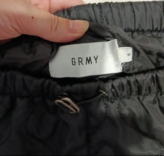 Pantalón acolchado de la marca Grimey