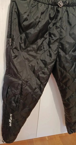 Pantalón acolchado de la marca Grimey