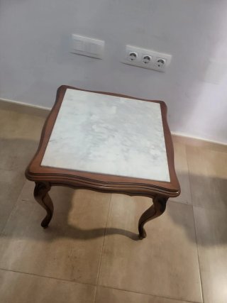 Mesa auxiliar madera y mármol