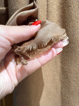 Abrigo largo beige mujer