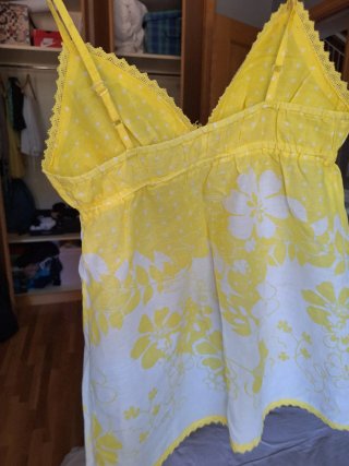 Camiseta amarilla vintage floral S