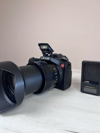 Leica V-Lux (Typ 114) 20MP 25-400mm 4K