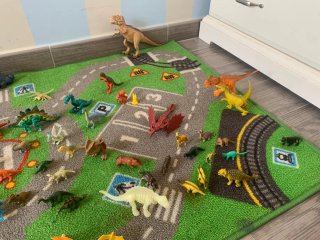 Alfombra niños con lote dinosaurios y animales 35€