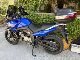 Suzuki V-Strom 650