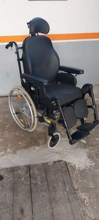 SILLA DE RUEDAS