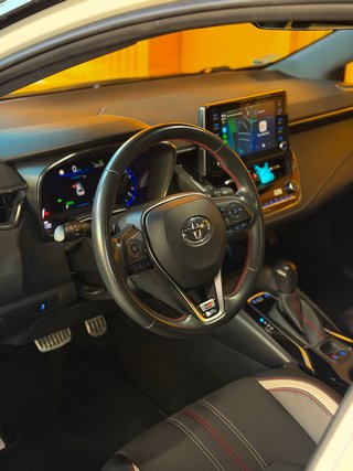 Toyota Corolla 2.0 180H GR-SPORT TOURING