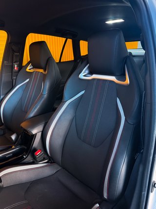 Toyota Corolla 2.0 180H GR-SPORT TOURING