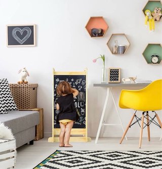 Torre di apprendimento Montessori con lavagna