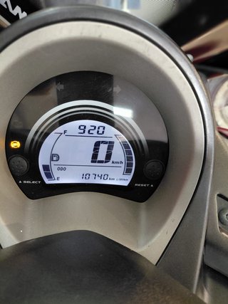 Yamaha NMAX 125 Roja