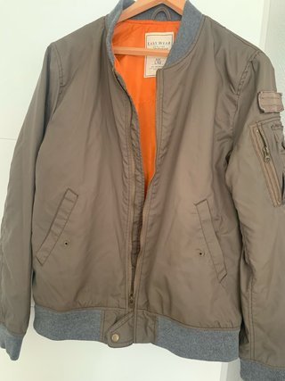 Cazadora Bomber Verde Oliva Talla L. Easy Wear