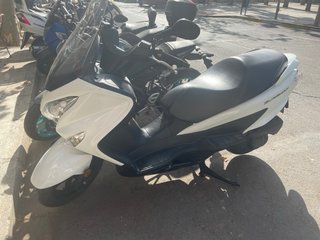 Suzuki Burgman 125i ABS